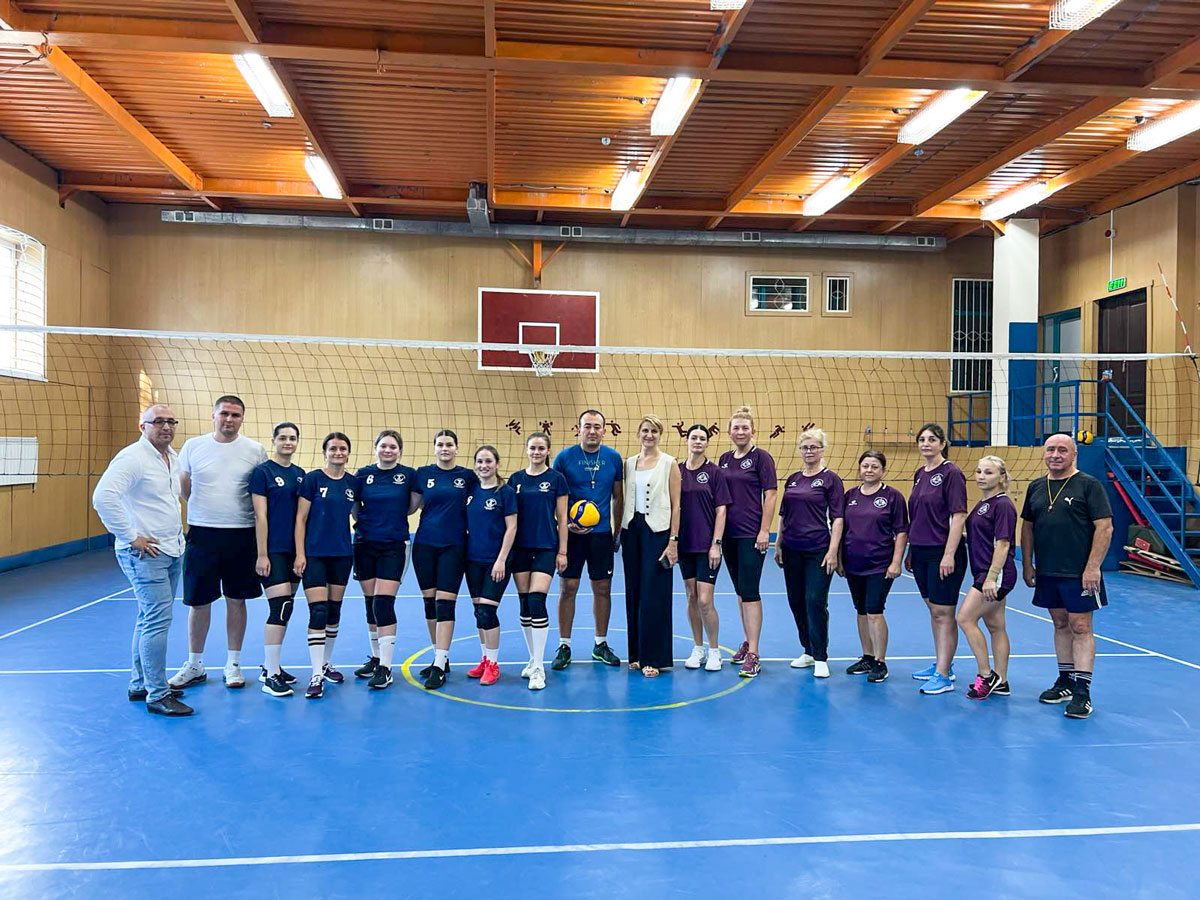 Read more about the article Meci Amical de Volei: AMT Botanica vs. CS Ungheni